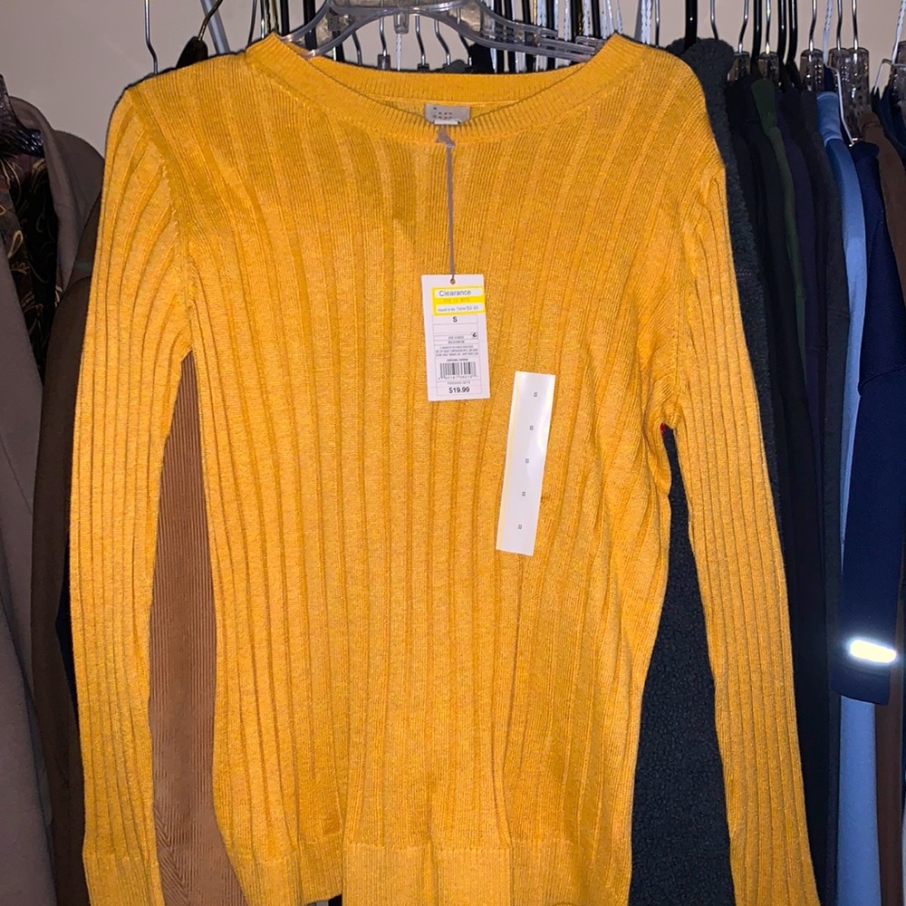 Yellow long sleeve sweater